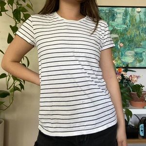 Brandy Melville Tshirt